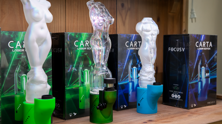 Heady CARTA Glass Showcases the Creative Possibilities of E-Rigs