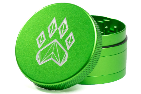 Wolf Traditional 4-Piece Herb Grinder - Green